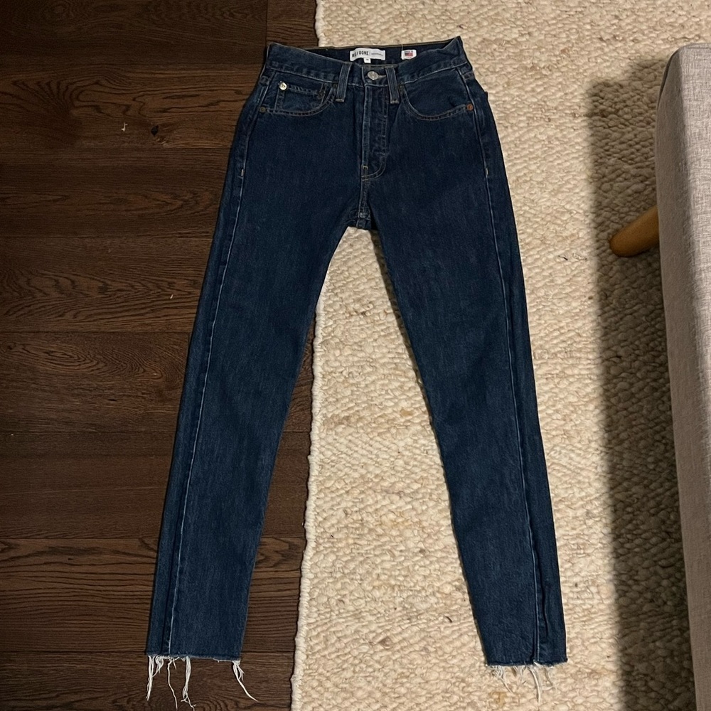 RE/DONE Originals High Rise Rigid Slim Straight, Dark Wash 23